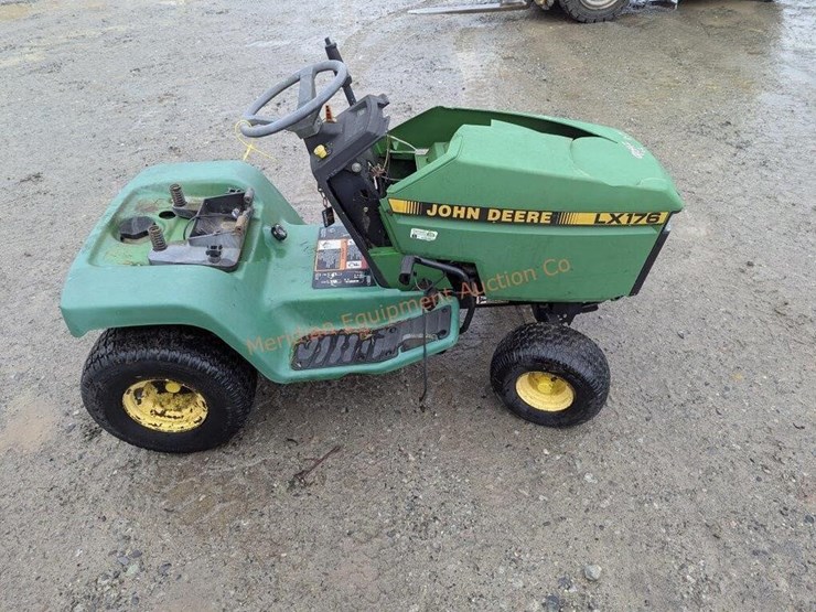 john-deere-lx176-image-4