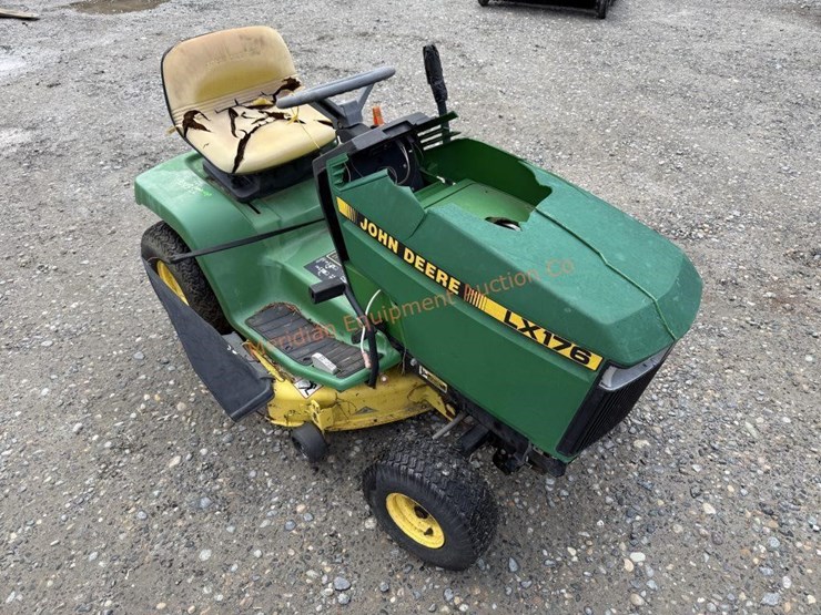 john-deere-lx176-image-4