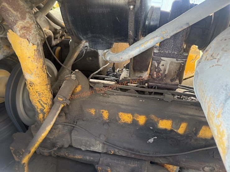 caterpillar-d7f-image-22