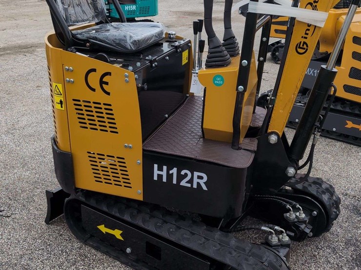 cfg-industrial-mini-excavator---h12r---yellow-image-6