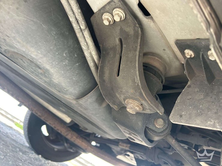 2014-ford-explorer-image-18