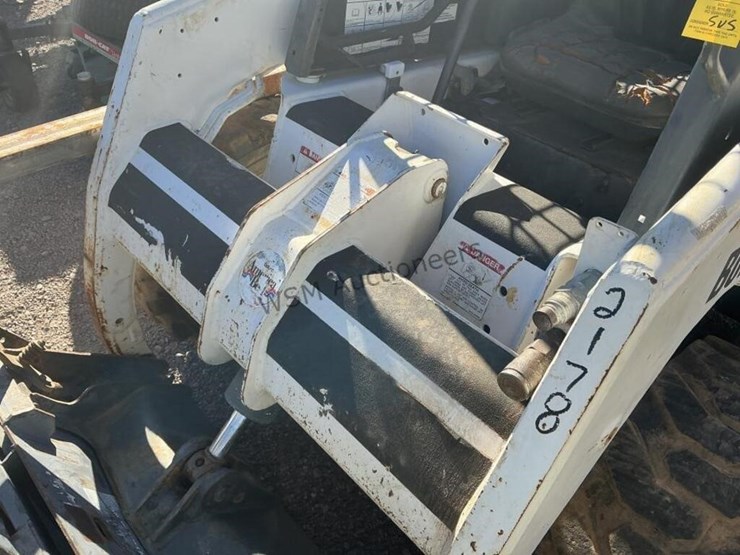 bobcat-753-image-12