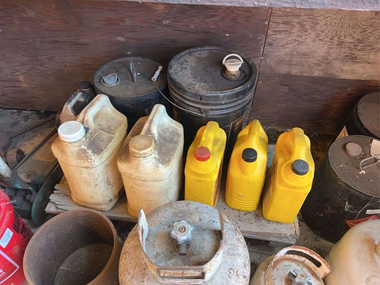 engines,-oil-jugs,-and-rope-image-27