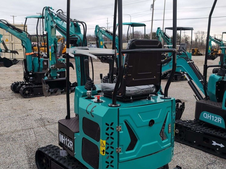 cfg-industrial-mini-excavator---mh12r---green-image-4