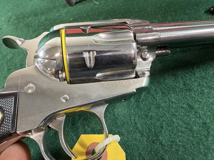 set-of-ruger-sass-new-vaquero-357mag-revolvers-image-10