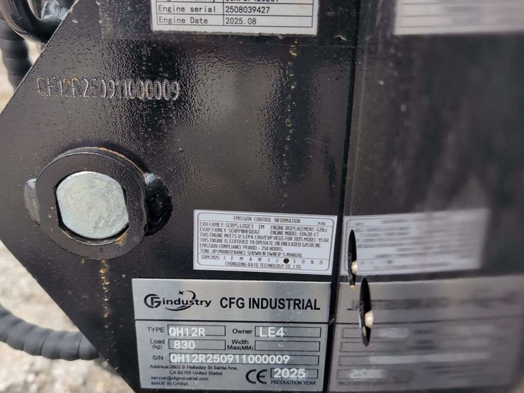 cfg-industrial-mini-excavator---qh12r---green-image-9