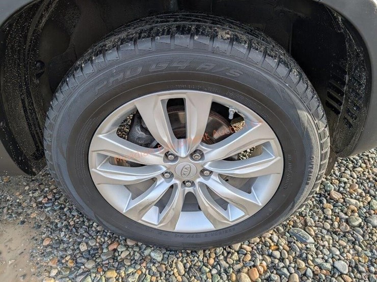 kia-sorento-lx-image-36