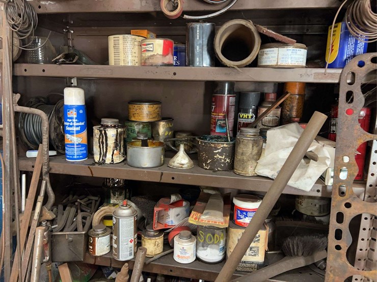 metal-shelving-and-tools-image-14