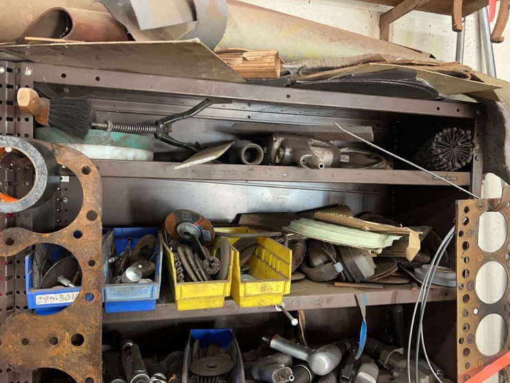 metal-shelving-and-tools-image-13