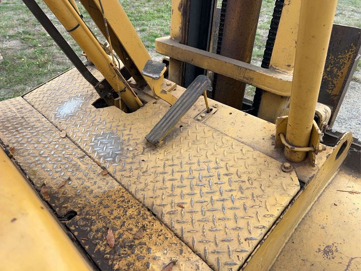 baker-forklift-image-36