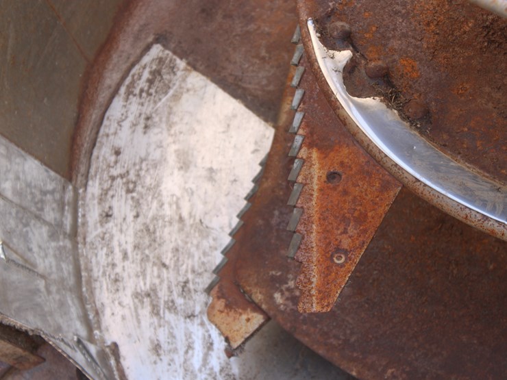 supreme-intl-700t-image-22