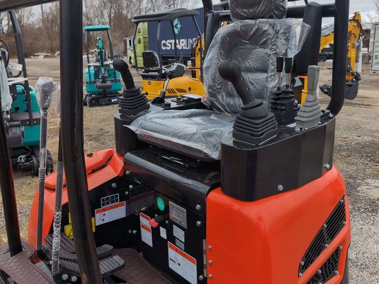 cfg-industrial-mini-excavator---nt20-cz---red-image-8