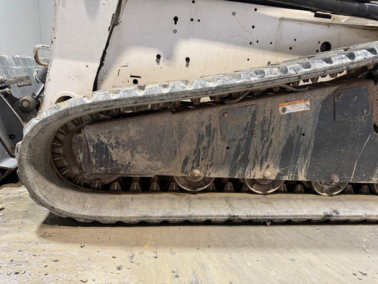 bobcat-t250-image-13