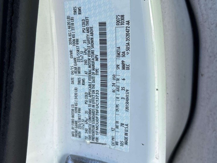 2015-ford-escape-image-5