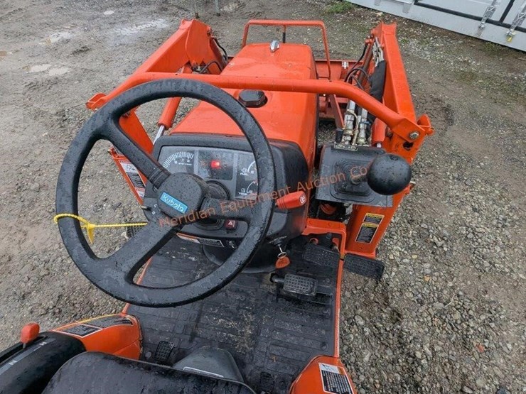 kubota-b7610-image-11