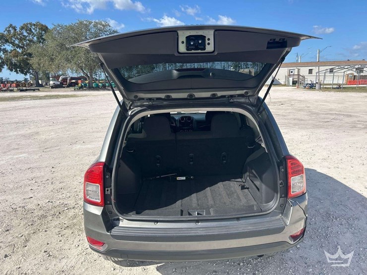 2012-jeep-compass-image-19