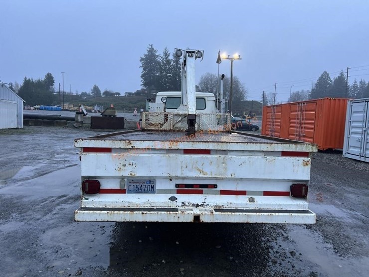 1988-international-s1700-image-5