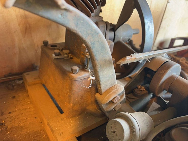 engines,-oil-jugs,-and-rope-image-11