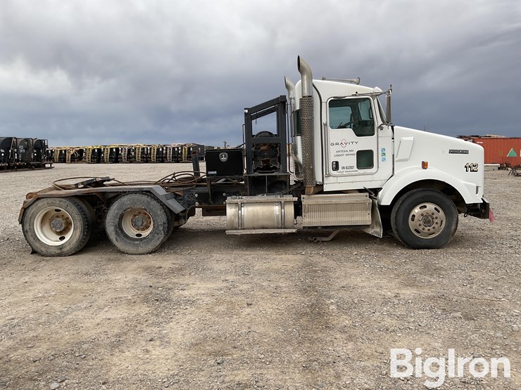 2008-kenworth-t800-image-4