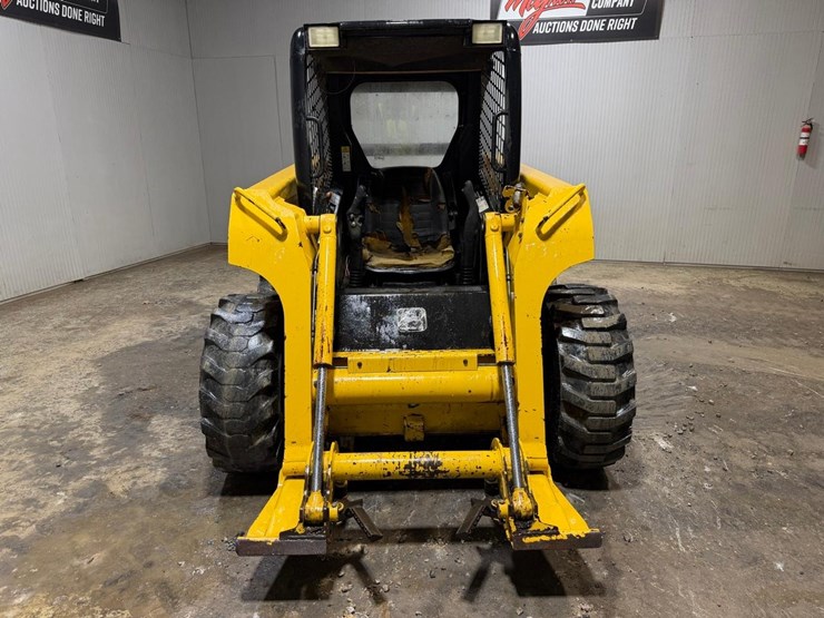 john-deere-250-image-8