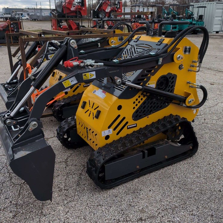 SDLL60 Crawler w/ Bucket