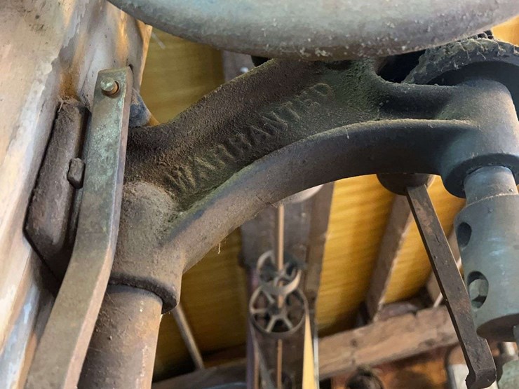 drill-presses,-wheel-stretcher,-grinder-image-7