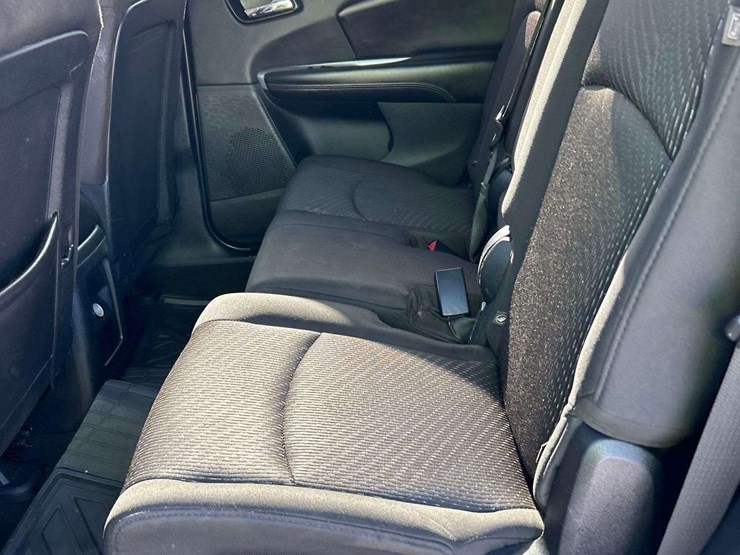 2019-dodge-grand-caravan-image-21