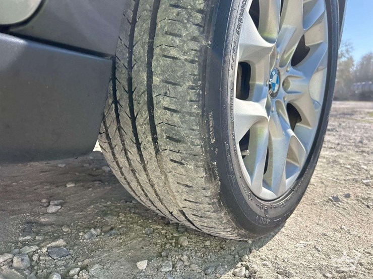 2013-bmw-x5-image-29