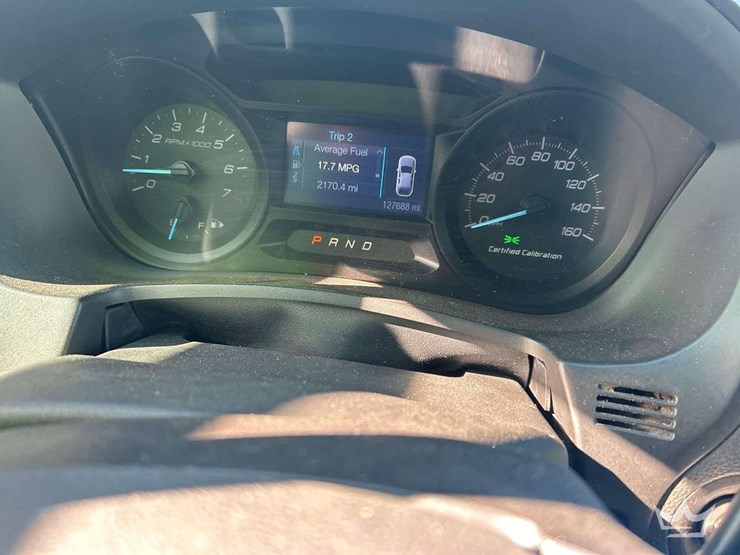 2014-ford-explorer-image-12