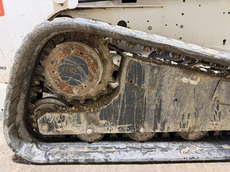bobcat-t250-image-18