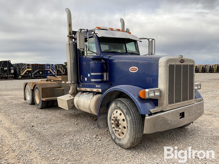 2007-peterbilt-378-image-3