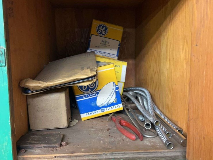 car-parts-and-shelving-image-12