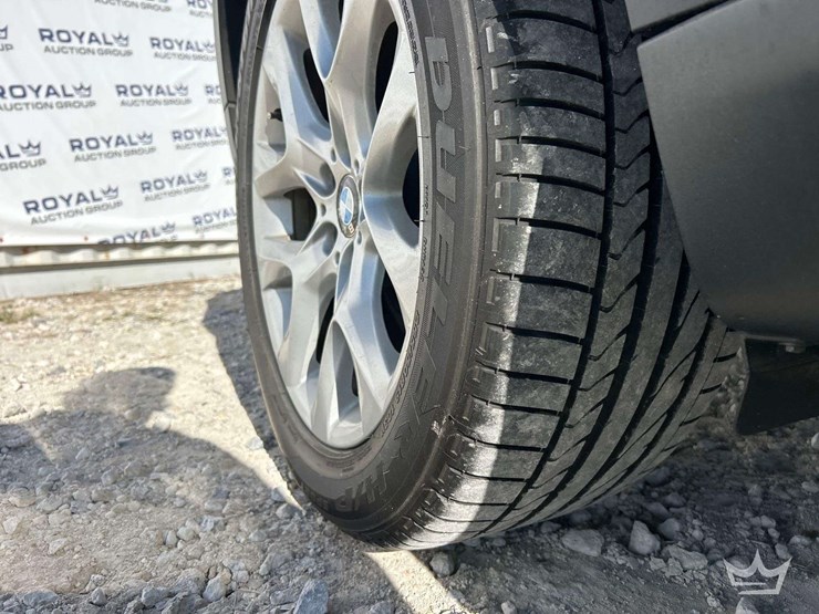 2013-bmw-x5-image-30