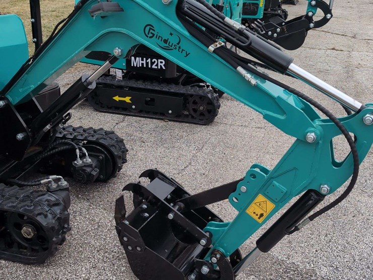 cfg-industrial-mini-excavator---qh12r---green-image-5