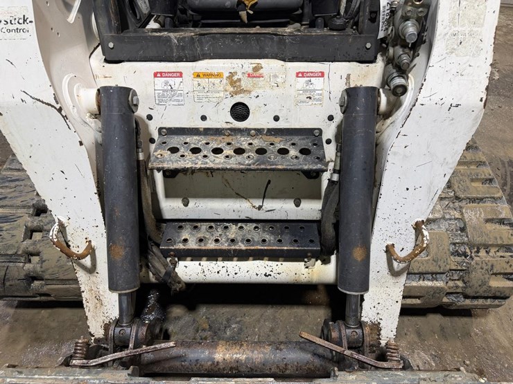 bobcat-t250-image-10