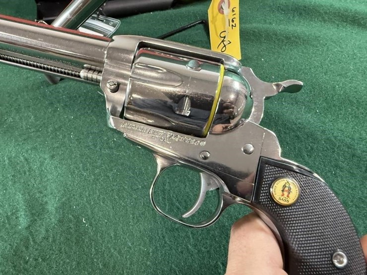 set-of-ruger-sass-new-vaquero-45colt-revolvers-image-6