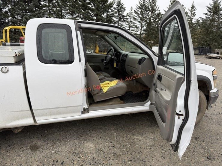 2004-chevrolet-colorado-image-18