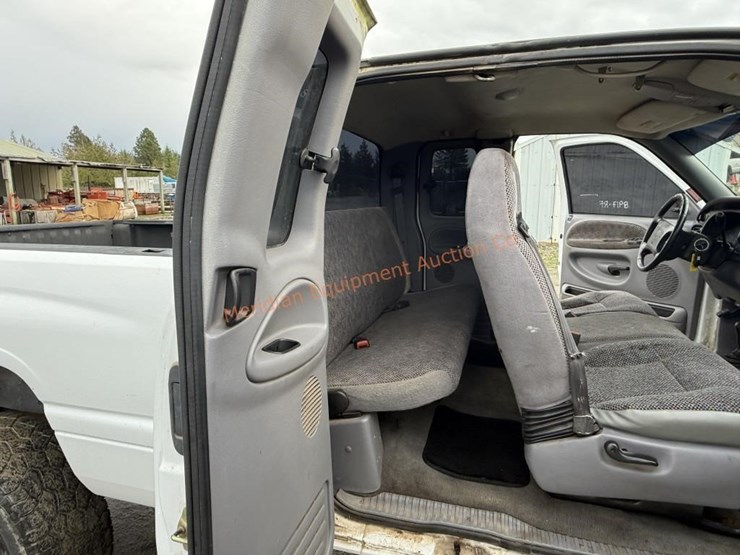 2000-dodge-ram-2500-image-27