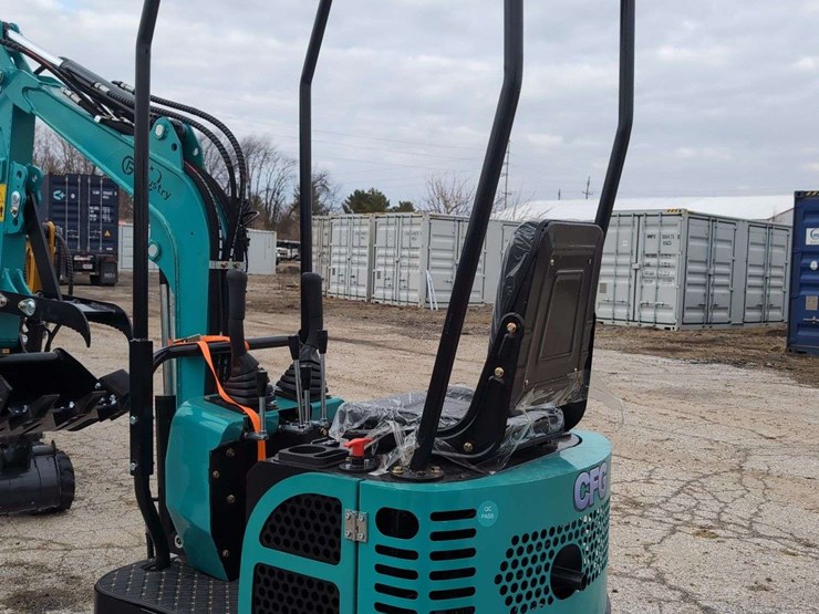 cfg-industrial-mini-excavator---qh12r---green-image-5