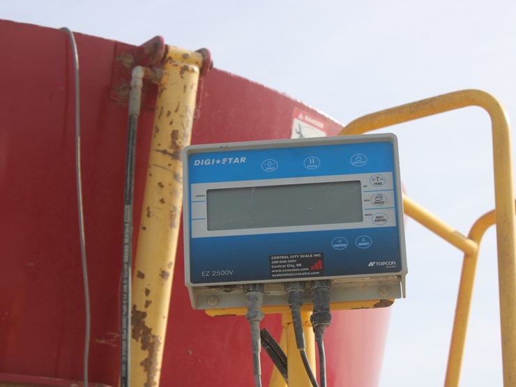 supreme-intl-700t-image-15