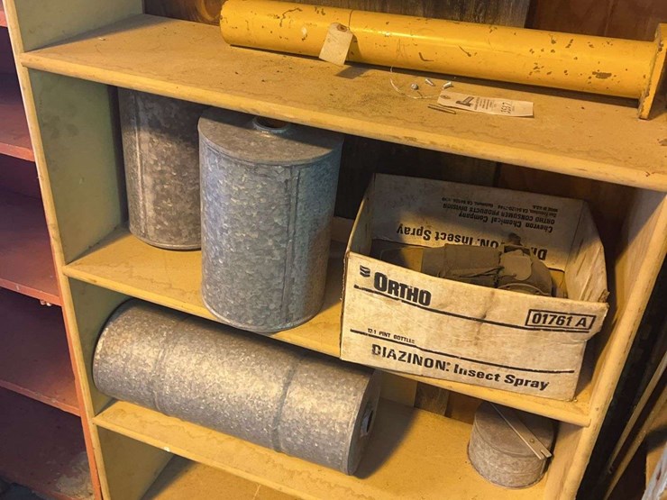 contents-of-shelves-image-30