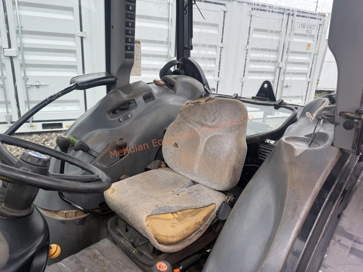 new-holland-tn95fa-image-32