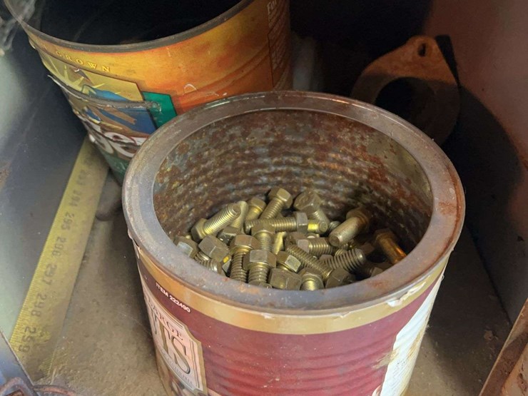 contents-of-shelving-image-14