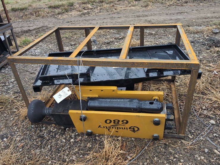 (1)-cfg-industry-pd680-pz---skid-steer-hydraulic-breaker/hammer-image-1