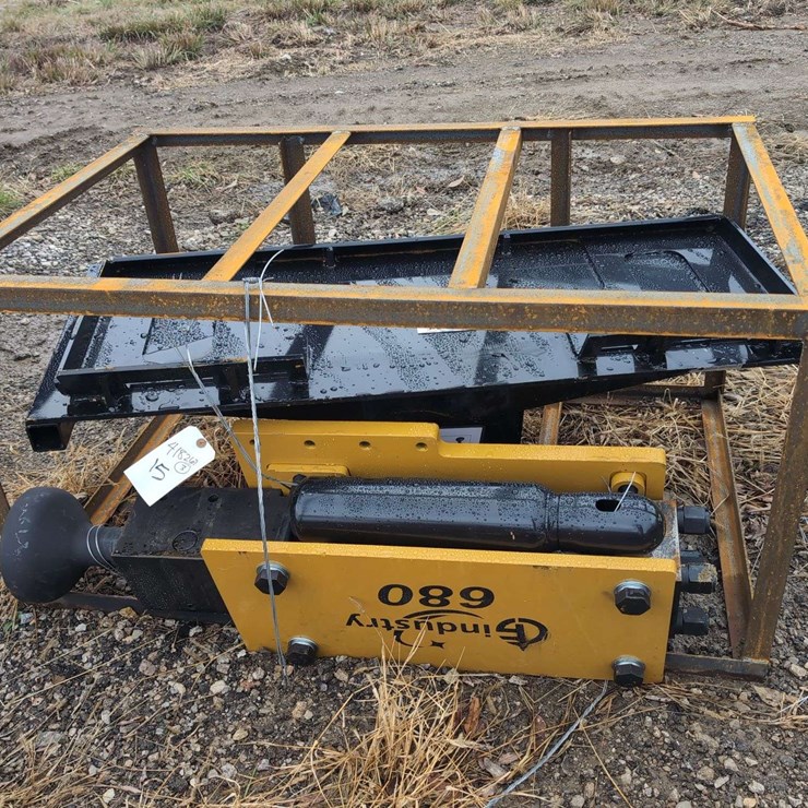 (1) CFG Industry PD680-PZ - Skid Steer Hydraulic Breaker/Hammer