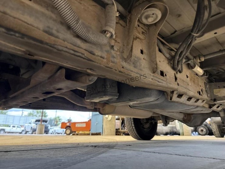 chevrolet-express-2500-image-29