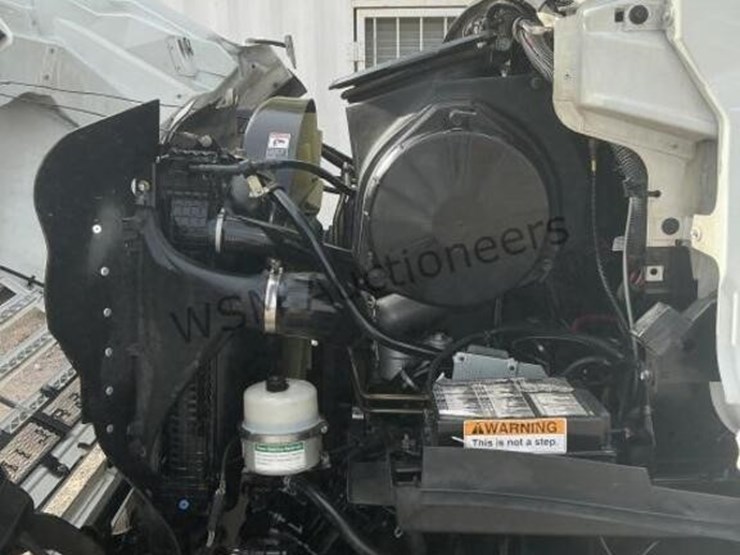 2007-sterling-l7500-image-19