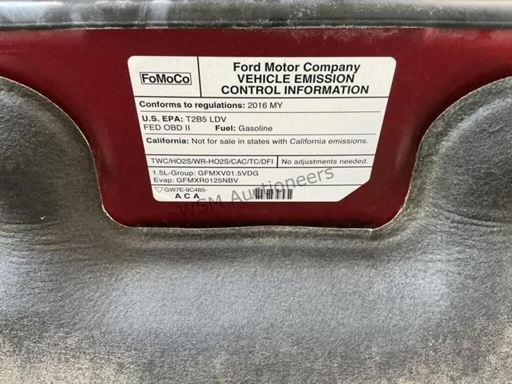 2016-ford-fusion-se-sdn-image-12