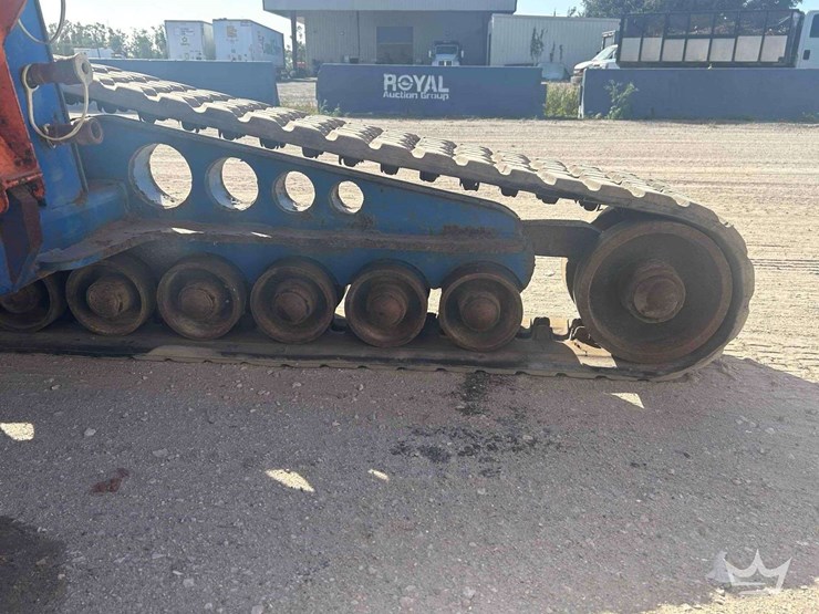 traxmax-kubota-stand-on-track-loader-skid-steer-image-25