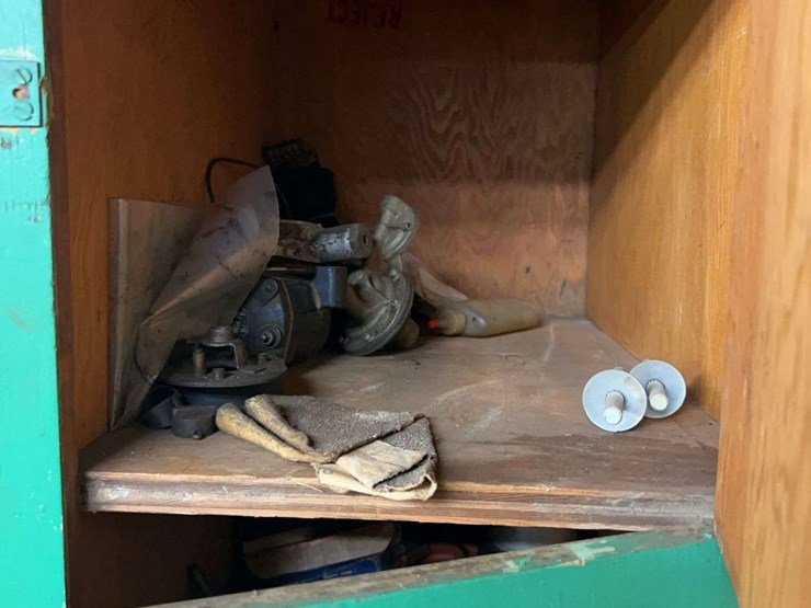 car-parts-and-shelving-image-11